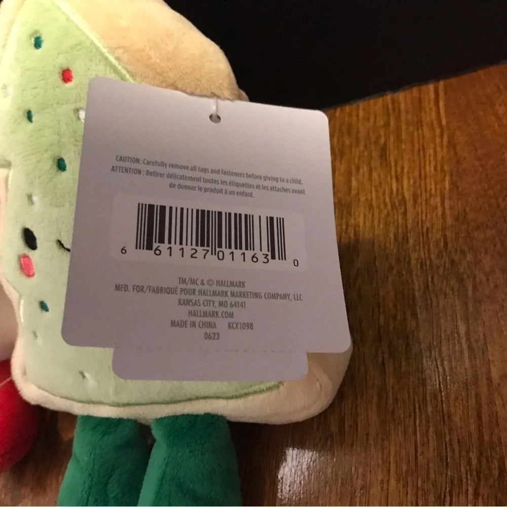 Hallmark Better Together Milk & Cookie Magnetic Plush.